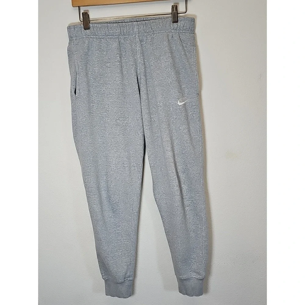 Nike Men's Sportswear Club Fleece Tapered Joggers Pants Gray Size M‎